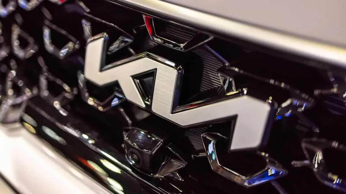 Kia เปิดแผนยุทธศาสตร์ยานยนต์ถึงปี 2030: มุ่งสู่ไฟฟ้าเต็มตัว แต่ไม่ทิ้งไฮบริดและความหลากหลาย