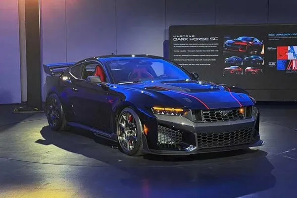 Ford Mustang Dark Horse SC 2026: การมาถึงของทายาทม้าป่าผู้ยิ่งใหญ่